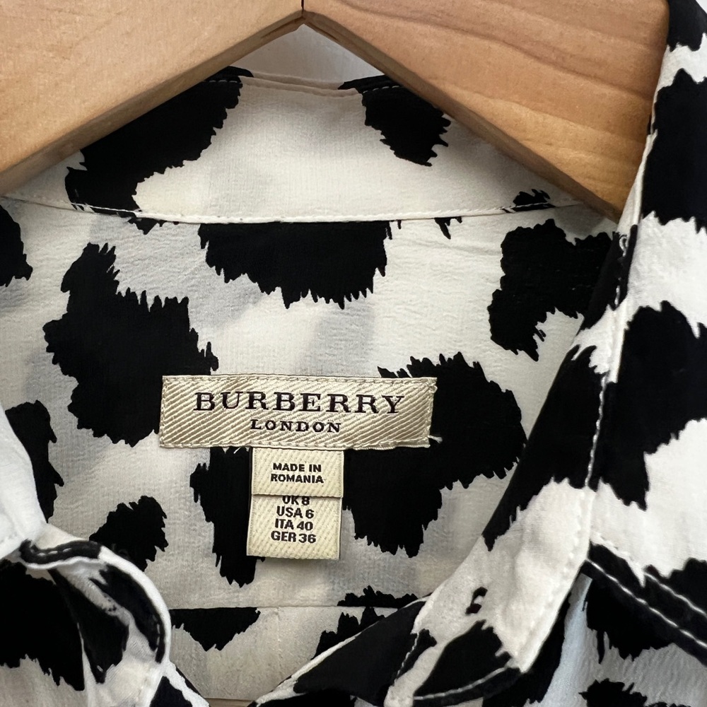 Burberry Black and White Silk Shirt - Picture 2 of 6